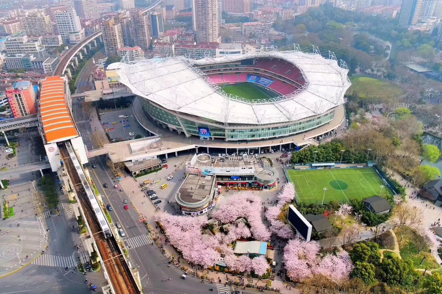 Hongkou Football Stadium, Shanghai Greenland Shenhua F.C